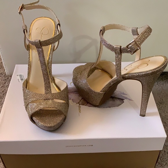 Jessica Simpson - Barreta Size: 7.5 - Picture 2 of 6